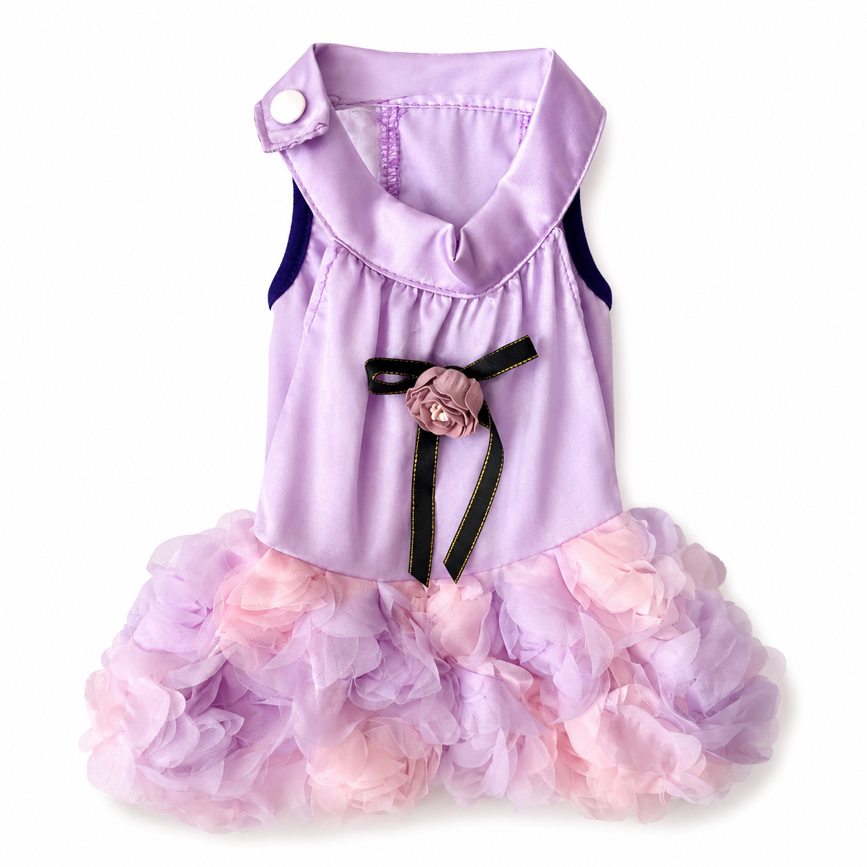 Hermoso vestido con detalle de flores de gasa  Talla M.